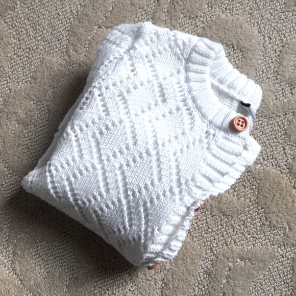 Knitted Baby Onesie With Buttons - Picture 2 of 10